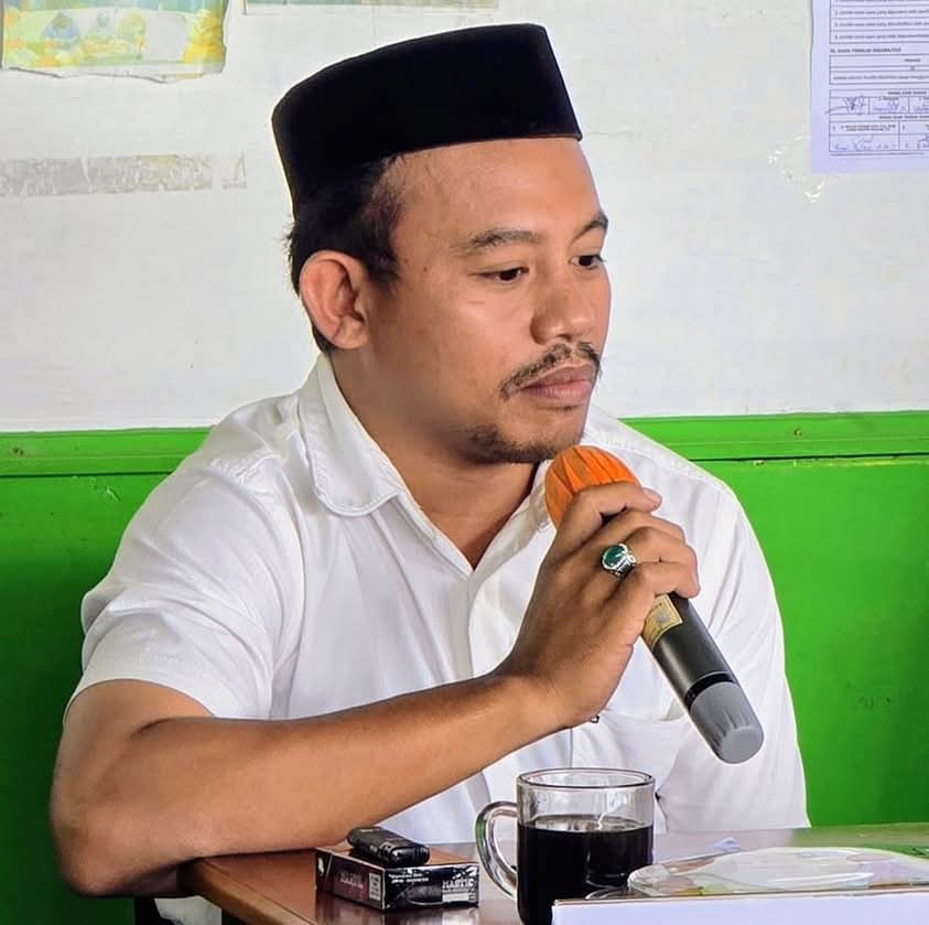 Jadi Salah Satu Kades Termuda di Halsel, Ini Terobosan Usman Jauhan Pimpin Amasing Kota Utara  